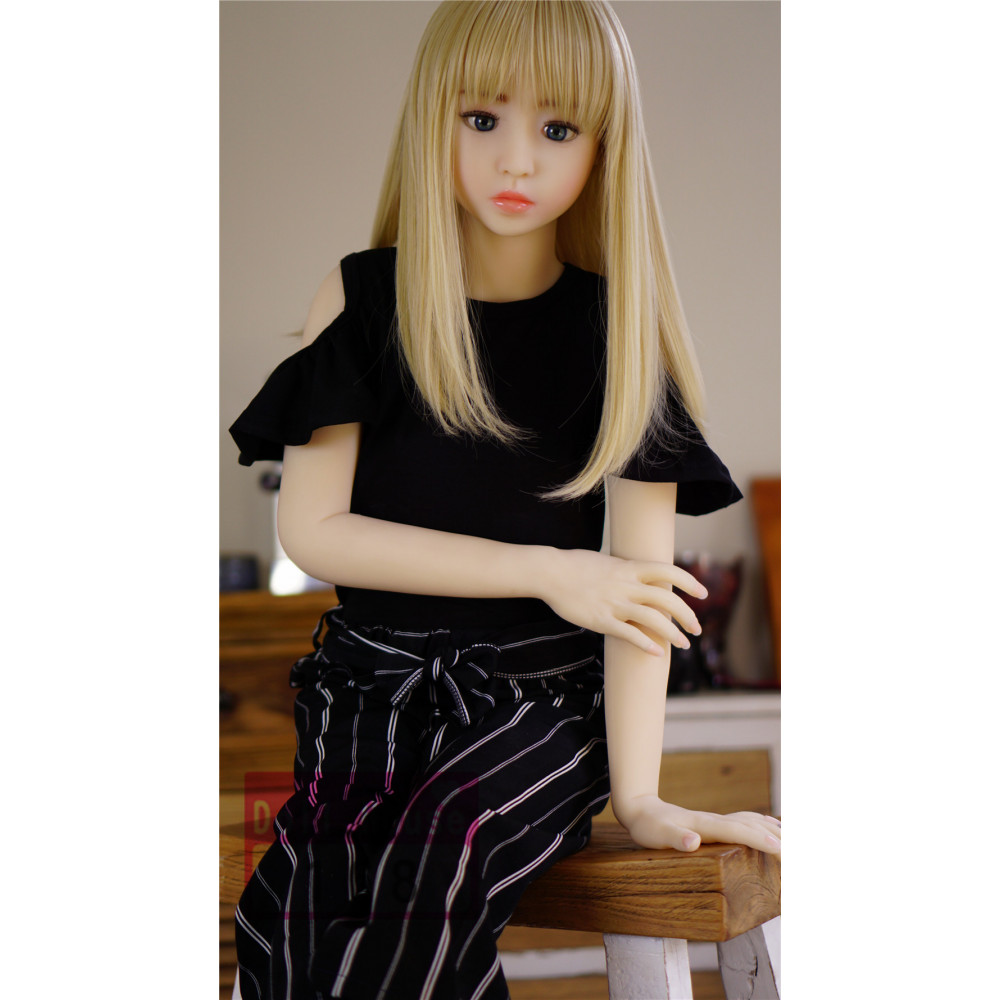 DollHouse168 128cm Molly