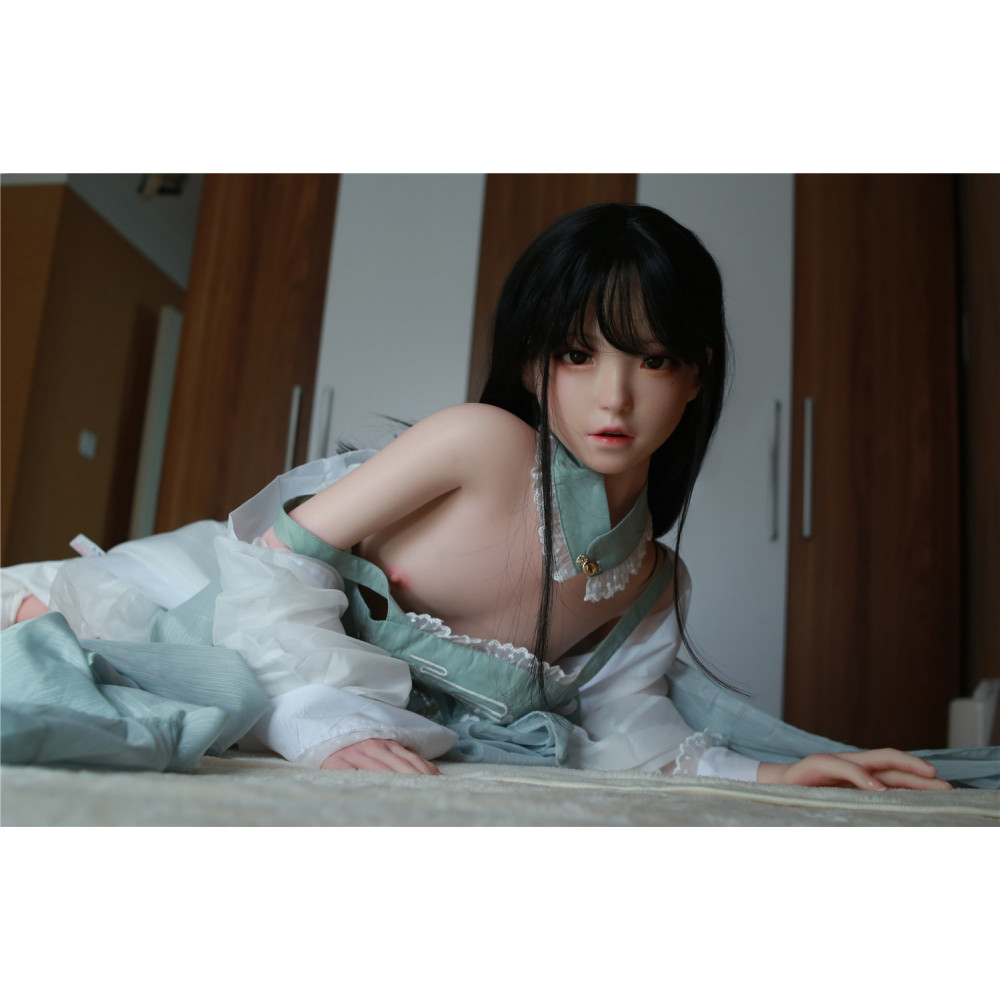 FUDOLL 136cm A cup J008 Silicone Sex Doll FUDOLL 136cm A cup J008 Silicone Sex Doll